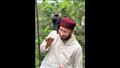 أسامة الأزهري ينشر صورًا مع القرود في زنجبار: "بديع صنع الله"