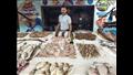 "المكرونة" سمك المزاج في بورسعيد أصناف وأشكال.. والكيلو بـ 80 جنيها- فيديو وصور-