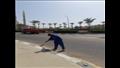 عمال النظافة ينتشرون في شوارع شرم الشيخ  (2)