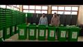 وزارة البيئة تسلم 276 حاوية لجمع القمامة