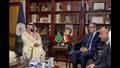وزير السياحة يلتقي وزير الثقافة السعودي بالقاهرة 