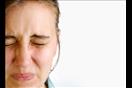 يؤدي تقطيع البصل إلى البكاء، والسبب هو أن تقطيعه يؤدي إلى إطلاق حمض الكبريتيك