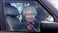 الملكة إليزابيث الثانية برفقة سيارات لاند روفر (26)