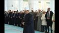 شيخ الأزهر يؤم المشاركين في مؤتمر زعماء الأديان بكازاخستان