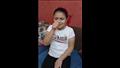طفلة منياوية احترفت الغناء بلغة الإشارة عبر السوشيال ميديا