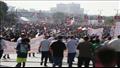 الآلاف يتظاهرون أمام النصب التذكاري للجندي المجهول دعما لفلسطين 