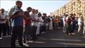 الآلاف يؤدون صلاة العصر بميدان التحرير 