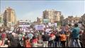 توافد الأهالي لدعم فلسطين في ميدان المحافظة بالدقهلية
