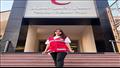 رنا سماحة تتطوع في الهلال الأحمر من أجل غزة 