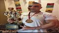 الكابتن محمود عنبر بعد فوزه ببطولة العرب في كمال الأجسام