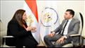 وزيرة الهجرة مع محرر مصراوي