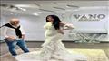 حضره النجوم.. علي الشرنوبي يتألق بتصميم فستاني زوجة حسن شاكوش بزفافها (صور) 