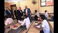وزير التعليم يتفقد امتحانات الشهادة الإعدادية بأسوان
