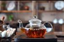 أضرار الشاي المغلي- خبيرة تغذية: عديم الفائدة