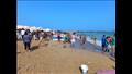 إقبال على شواطئ الإسكندرية في العيد