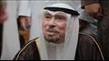 مستشار رئيس الإمارات يؤدي صلاة الجمعة بمسجد السيدة