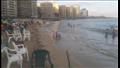 إقبال متوسط على شواطئ الإسكندرية (8)