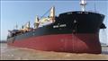 سفينة شحن الفوسفات بميناء سفاجا 