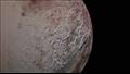 بركان عملاق على سطح بلوتو