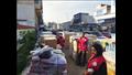 الهلال الأحمر يجهز شاحنة مساعدات إنسانية (12)