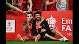 محمد صلاح يرتدي ساعة فاخرة (4)