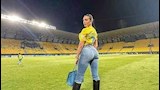 جورجينا بقميص النصر