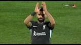 محمد صلاح يحيي الجماهير بعد مباراة جيرونا                                                                                                                                                               