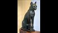 قطة تمثل الإلهة باستت من العصر البطلمي (664-30 ق.م)