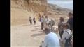وفد سياحي أسباني يزور آثار تل العمارنة (4)
