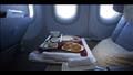  مسافر يجد مفاجأة غير متوقعة داخل ساندوتش وجبة الطائرة