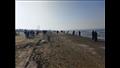 إقبال كبير من المواطنين على شواطئ بورسعيد (4)