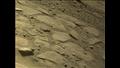 سطح المريخ يبدو كما لو كان مرصوفا بالحجارة بطريقة منتظمة