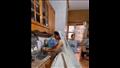 عروس تغسل الصحون (7)