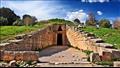 مدخل خزانة أتريوس المعروف أيضًا باسم قبر أجاممنون