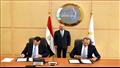 وزير النقل يشهد توقيع عقد البنية الفوقية لمحطة حاويات تحيا مصر 1 بميناء دمياط