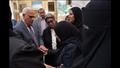 محافظ بورسعيد يزور أسر الطلاب ضحايا حادث السيارة 