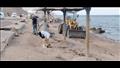 حملات النظافة بشاطئ البلوهول بمدينة دهب بمشاركة السائحين والمواطنين (22)