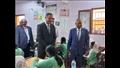 سفير السودان ومدير تعليم الجيزة يتفقدان امتحانات شهادة الأساس السودانية (6)