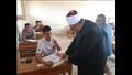 وكيل الأزهر يتفقد امتحانات الثانوية.. ويوجه رسالة دعم لطلاب غزة (3)
