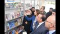 وزيرة الثقافة ومحافظ الإسكندرية يفتتحان معرض كتاب الكاتدرائية المرقسية (11)