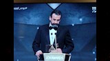 كريم عبدالعزيز يسلم والده المخرج محمد عبدالعزيز تكريم Joy Awards 2025 في السعودية (1)