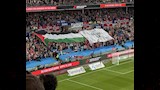 أعلام فلسطين في مباراة النرويج 