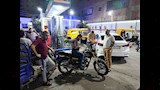 إقبال متوسط على محطات الوقود في كفر الشيخ (11)