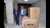 محافظ أسيوط يشهد توزيع أجهزة منزلية على الأسر الأولى بالرعاية (11)