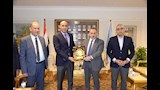 محافظ أسيوط يستقبل وزير التعليم (8)