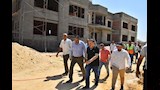 محافظ أسيوط يتابع أعمال إنشاء مجمع صناعات الرمان بالبداري (14)