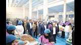 وزيرا الزراعة والتنمية المحلية يتفقدون مجمع تمور الوادي الجديد (3)