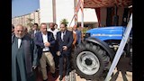 محافظ أسيوط يفتتح المعرض الزراعي الشامل بالتعاون مع الشركة المصرية للتنمية الزراعية  (13)