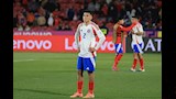 حزن لاعب تشيلي