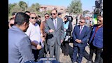 محافظ سوهاج يتفقد رصف طريق جهينة (1)